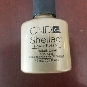 CND Shellac